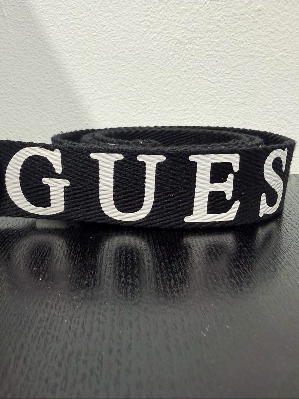 GUESS Black and White Logo Webbing Belt